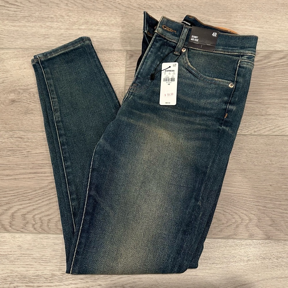 NWT Express skinny jeans